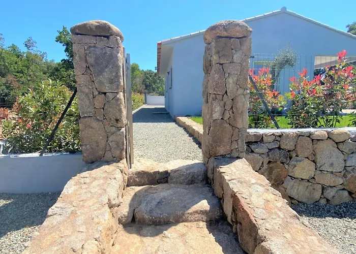 Villa Oliu Di Santa Lucia